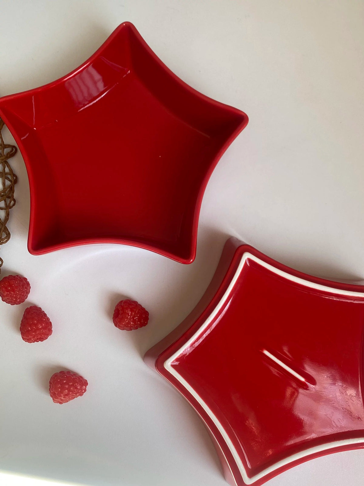 Five-Point Star Red Plate, Star-Shaped Dinnerware for Serving - detail 3