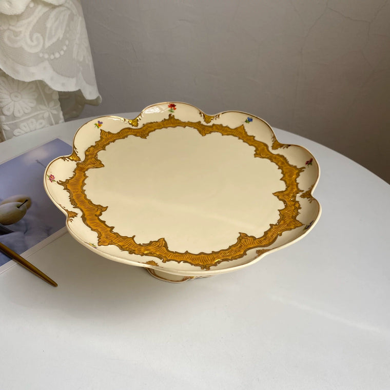 Ceramic Fruit Platter 12 Inch, Scalloped Rim Footed, 31 x 12.5 cm Serving Tray - detail 1