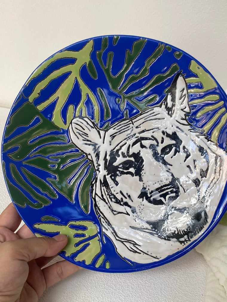 Ceramic Plate 20 x 3 cm, White Tiger Design, Decorative Dinnerware - detail 1