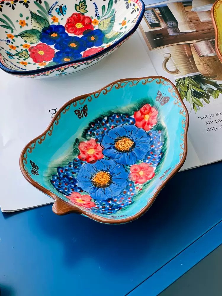 Underglaze Porcelain Leaf-Shaped Small Deep Dish - detail 2