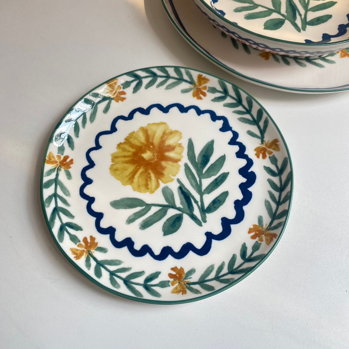 8 Inch Ceramic Plate, Oil Painting Chrysanthemum, Decorative Dinnerware - detail 1