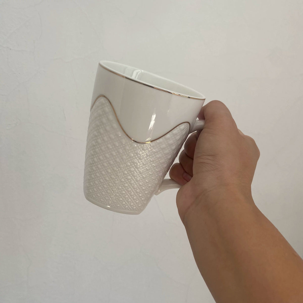 Ceramic Cup, Diamond Relief Gold Detail, 380 ml - detail 1