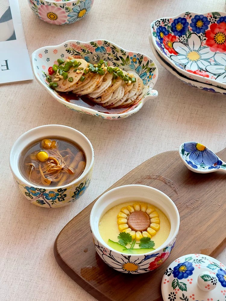 Small Covered Ceramic Stew Bowl, Hand-Painted - detail 2