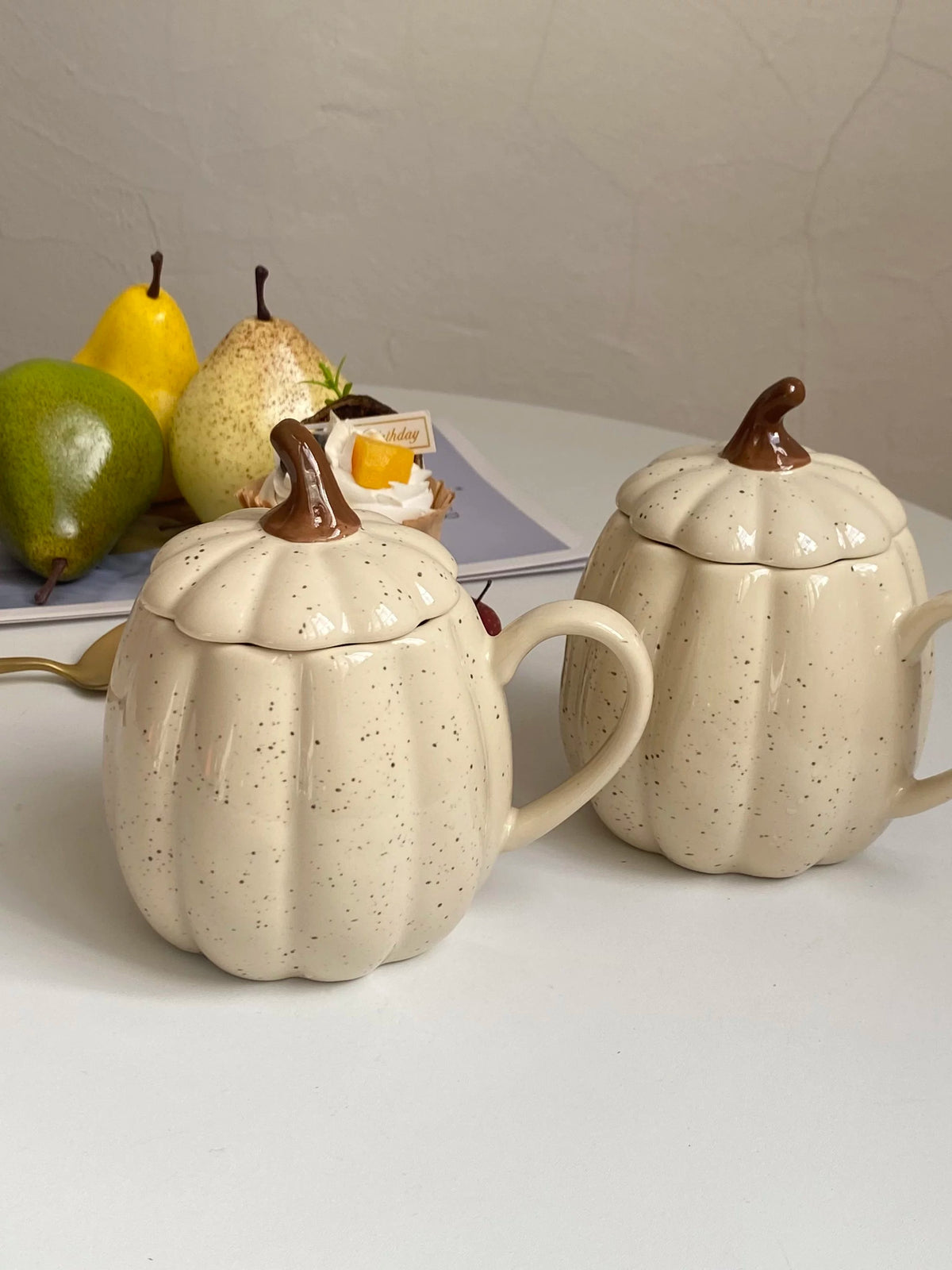 Polka-Dot Pumpkin Ceramic Cup with Lid, 400 ml, Cute Fall Mug - detail 2
