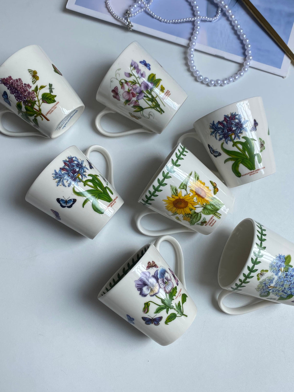Two-Sided Pattern Ceramic Cup, Unique Design - detail 3