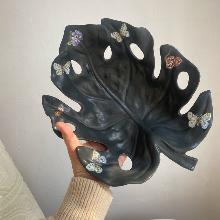 Black Leaf Ceramic Bowl, 29 x 22 x 8.5 cm, Decorative Serving Bowl - detail 1