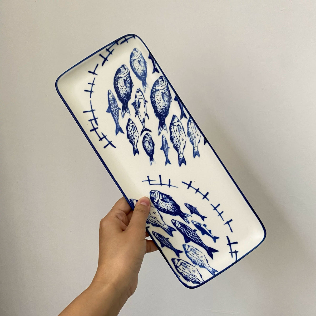 Oval Ceramic Fish Platter, Underglaze Decorative Serving Dish - detail 1
