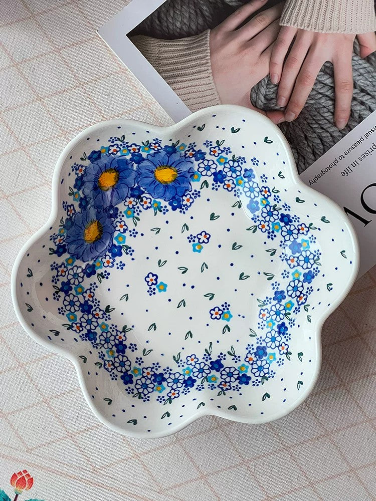 Forget-Me-Not Underglaze Porcelain Deep Plate, Large Flower, 6cm Deep - detail 3