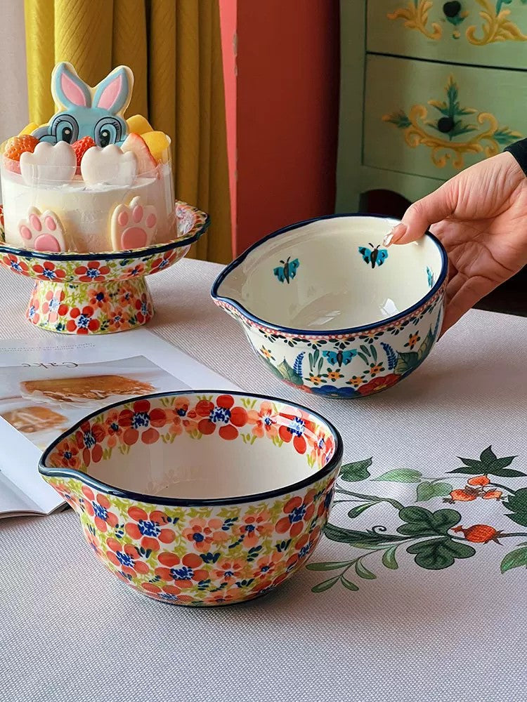 Bouquet Underglaze Porcelain Pouring Bowl, Hand-Painted - detail 3