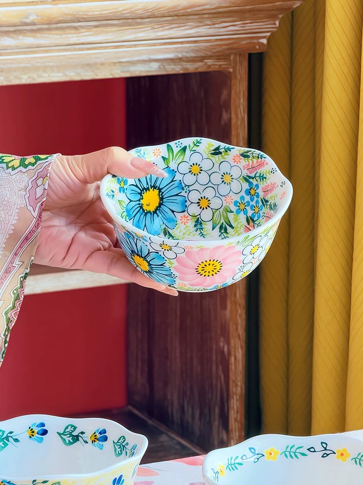 Underglaze Ceramic Floral Rice Bowl, 5.2 Inch, Hand-Painted - detail 3