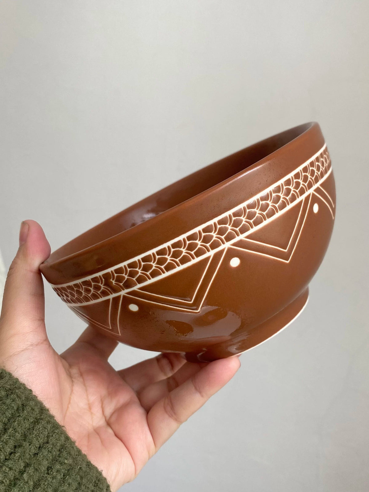 Clay Color Ceramic Bowl, 6 Inch (15 x 7.5 cm), Underglaze Relief Detailing - detail 3