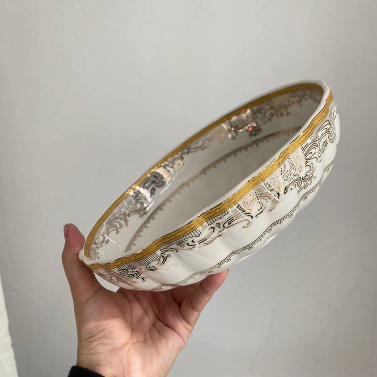 Court-Style Gold Rim Ceramic Bowl, 22 x 6.8 cm, Hand-Painted Gold Trim - detail 1