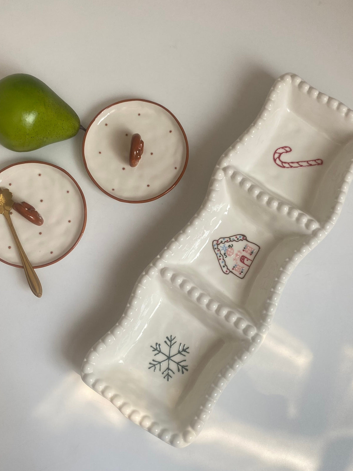 Beaded Ceramic Divided Platter, 38 x 14 x 4 cm, Serving Tray with Relief Detail - detail 2
