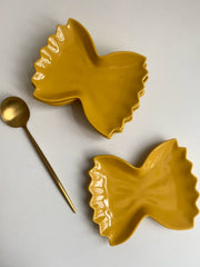 Butterfly Biscuit Small Dish, Ceramic Single Piece, Underglaze Decoration - detail 2
