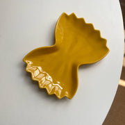 Butterfly Biscuit Small Dish, Ceramic Single Piece, Underglaze Decoration - detail 1