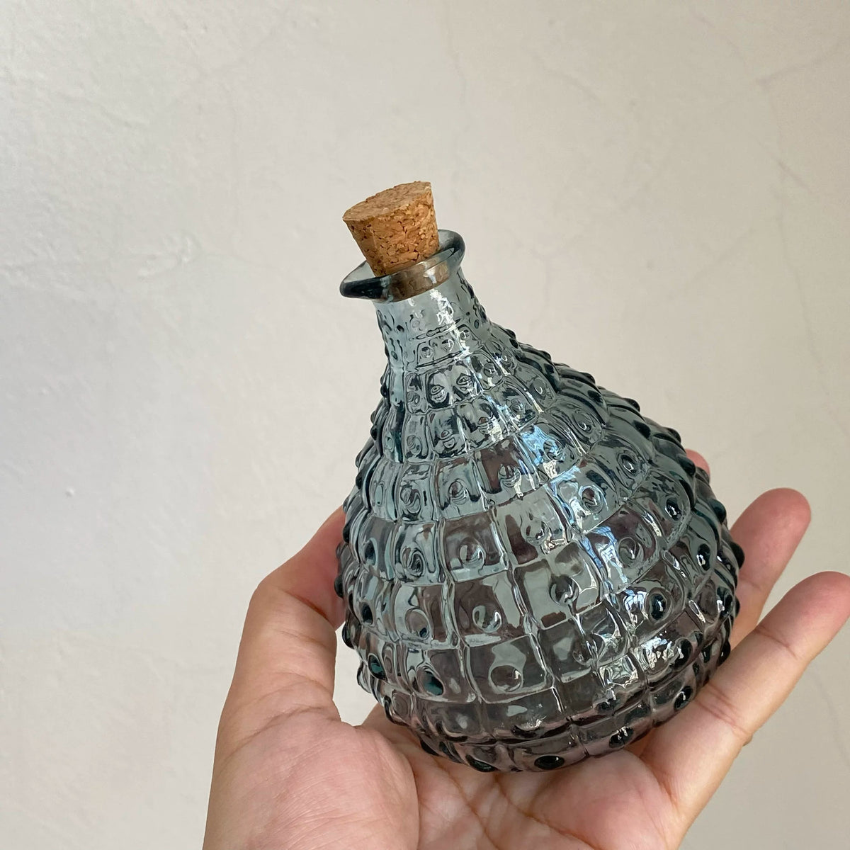 Glass Sake Carafe 180ml with Wood Stopper, Pale Blue-Green - detail 1