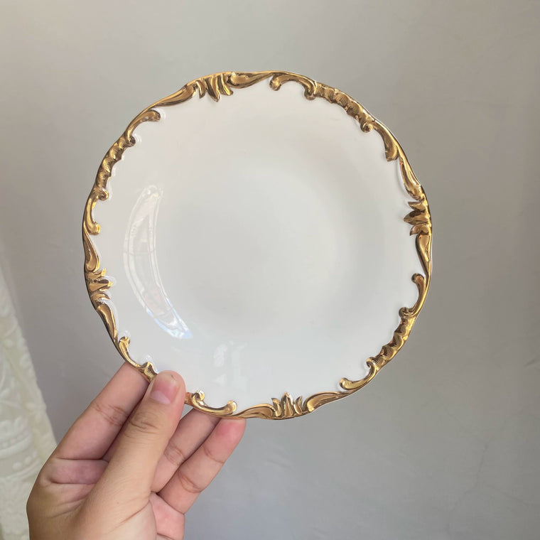 Vine Gold Rim Small Ceramic Dish, Pack, Relief Detailing - detail 1