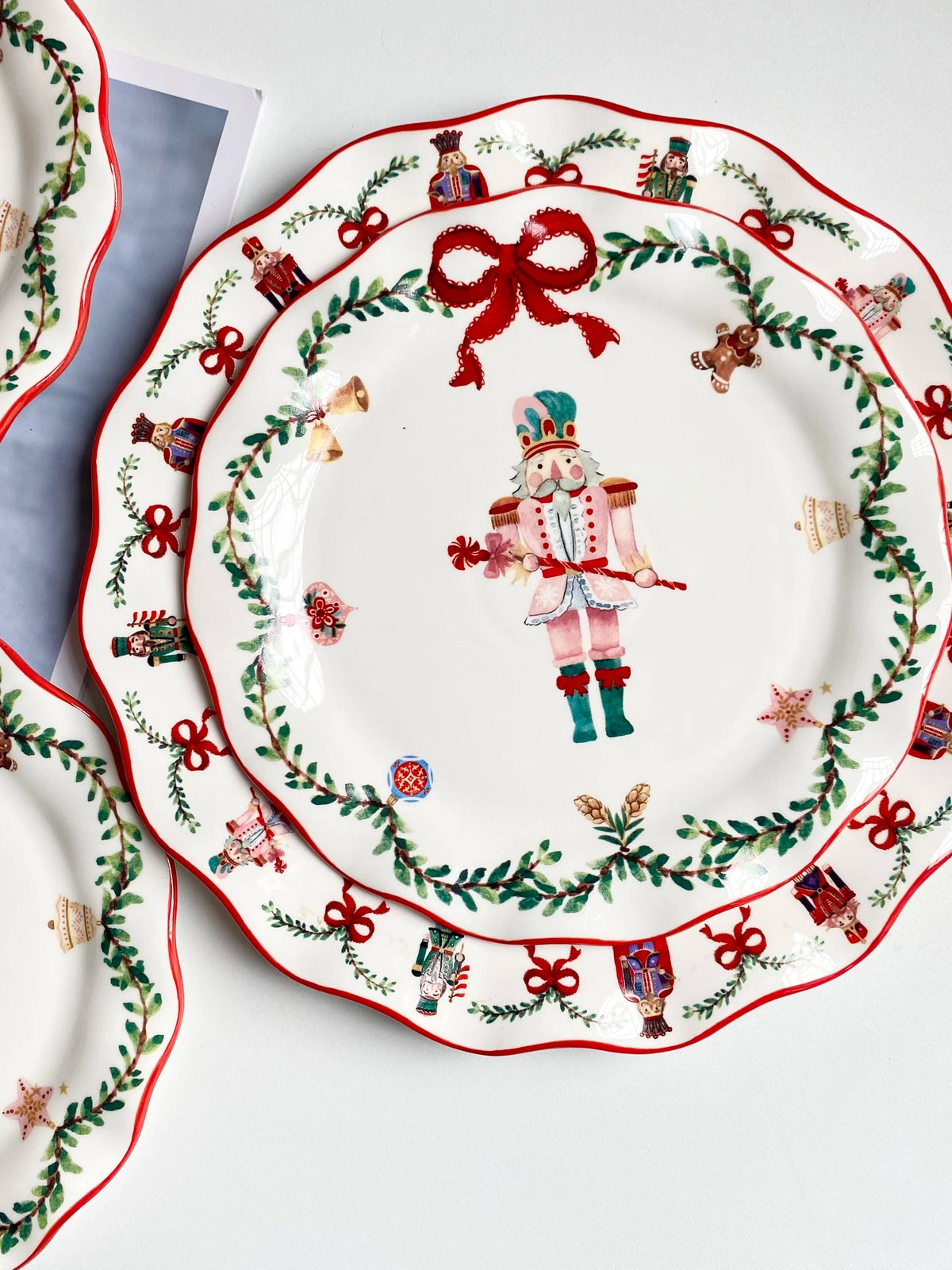 8.5" Ceramic Plate, Green Black-Face Nutcracker Design, Dinnerware - detail 3