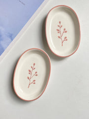 Small Pink Oval Ceramic Dish, 12 x 8 x 2 cm, 2-Piece Pack, Hand-Painted Underglaze - detail 2