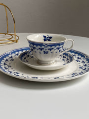 Gold Detailed Ceramic Tableware Collection - detail 2