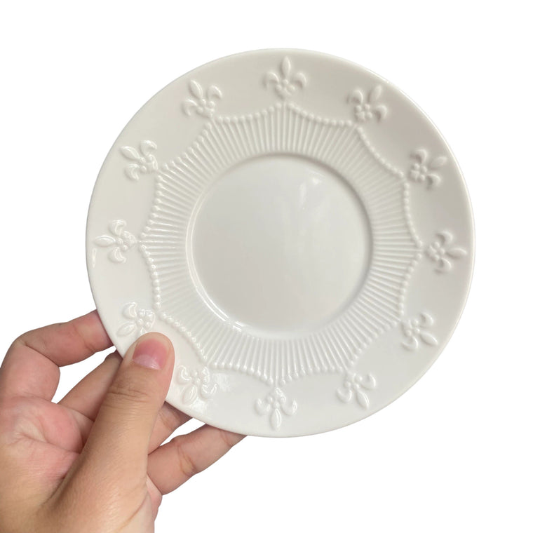 Sky-Blue Relief Ceramic Small Dish, 5 Inch, 13 x 1.6 cm - product view 1