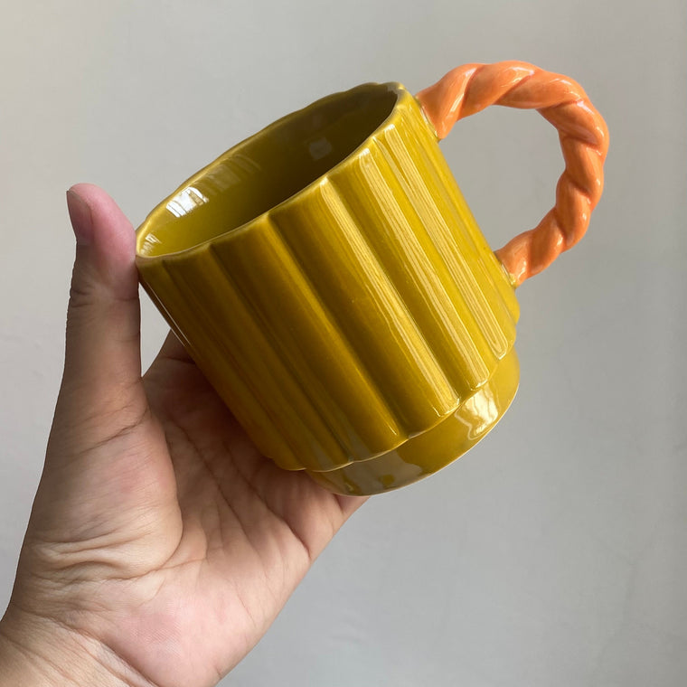 Ribbed Handle Cup 250 ml, Stacked Form - detail 1