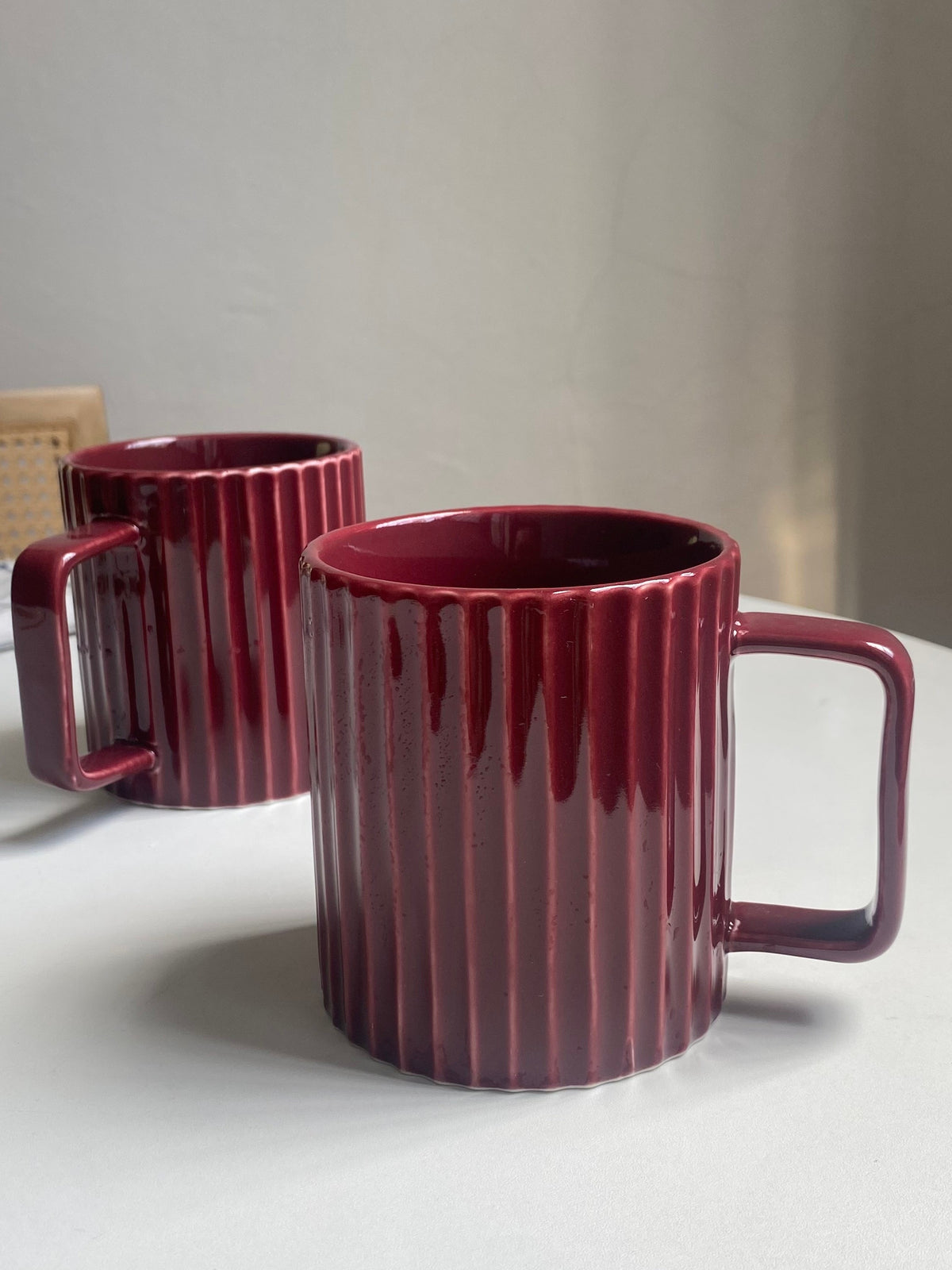 Vertical Rib Burgundy Cup, Elegant Textured Glassware for Coffee Tea Glassware - detail 2