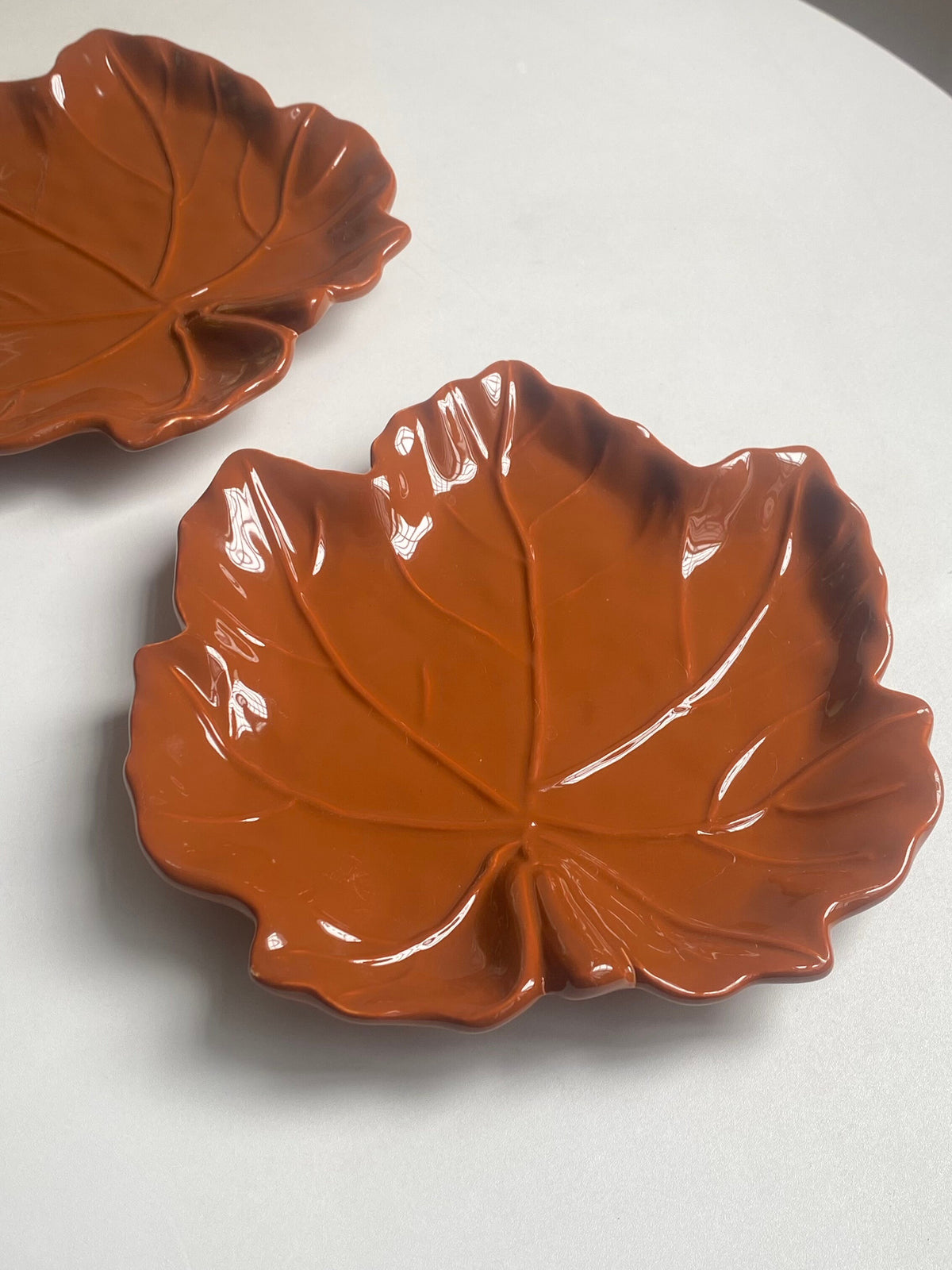 Maple Leaf M Style Plate 22.5 x 2.5 cm, Ceramic Dinnerware - detail 2