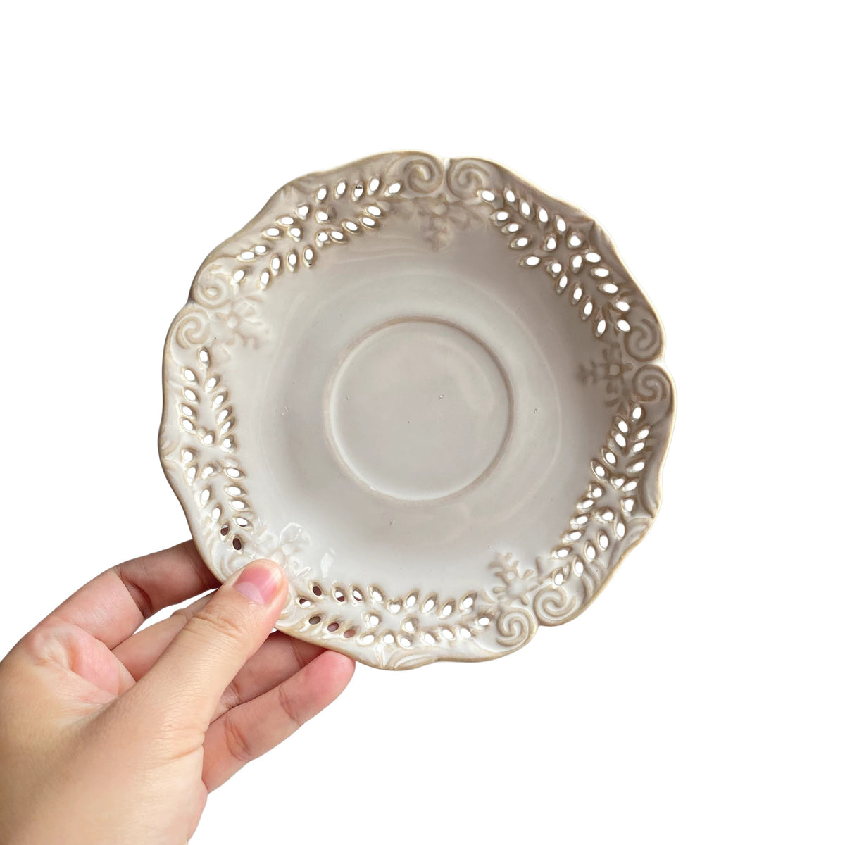 Vintage Openwork Ceramic Small Dish, 14.8 cm, Relief Detailing, Underglaze Decoration - product view 1