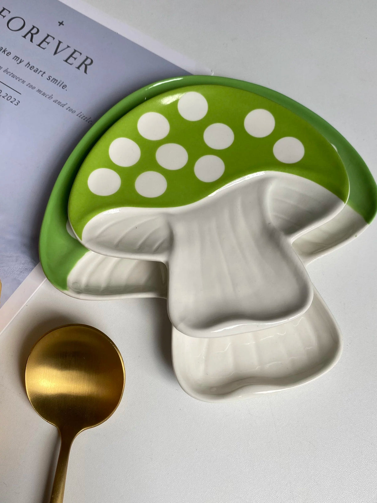 Ceramic Plate Medium 18.5x18.5x1.5cm, Green Mushroom Design, Dinnerware - detail 3