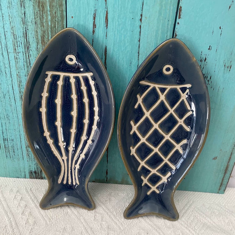 Ceramic Fish Platter, Striped Texture, 23 x 11 x 2.5 cm, Kiln-Transmutation Glaze - detail 1