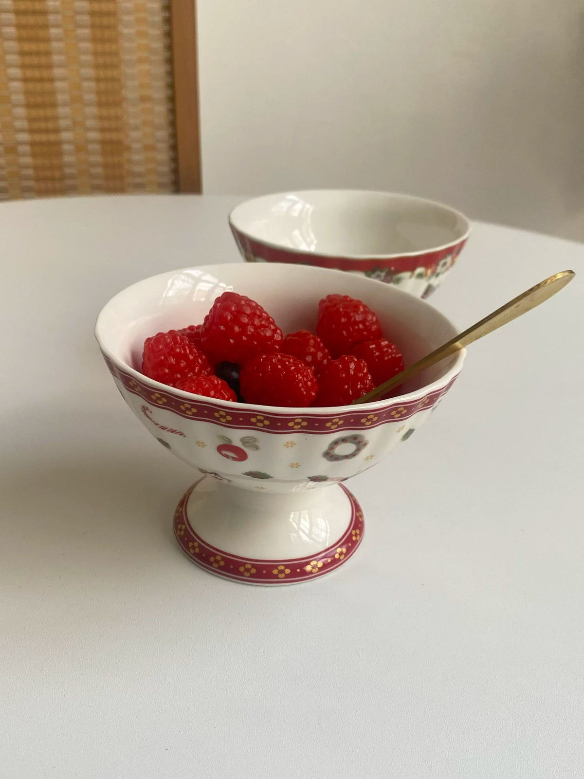Ceramic Petal Cup with Saucer, Camellia Design, 250ml, 11.5 x 9.3cm - detail 3