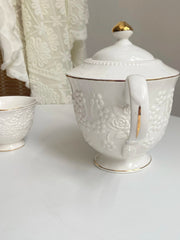 1000ml Ceramic Pitcher, Grapevine Embossed Design, 801-900ml Capacity - detail 3