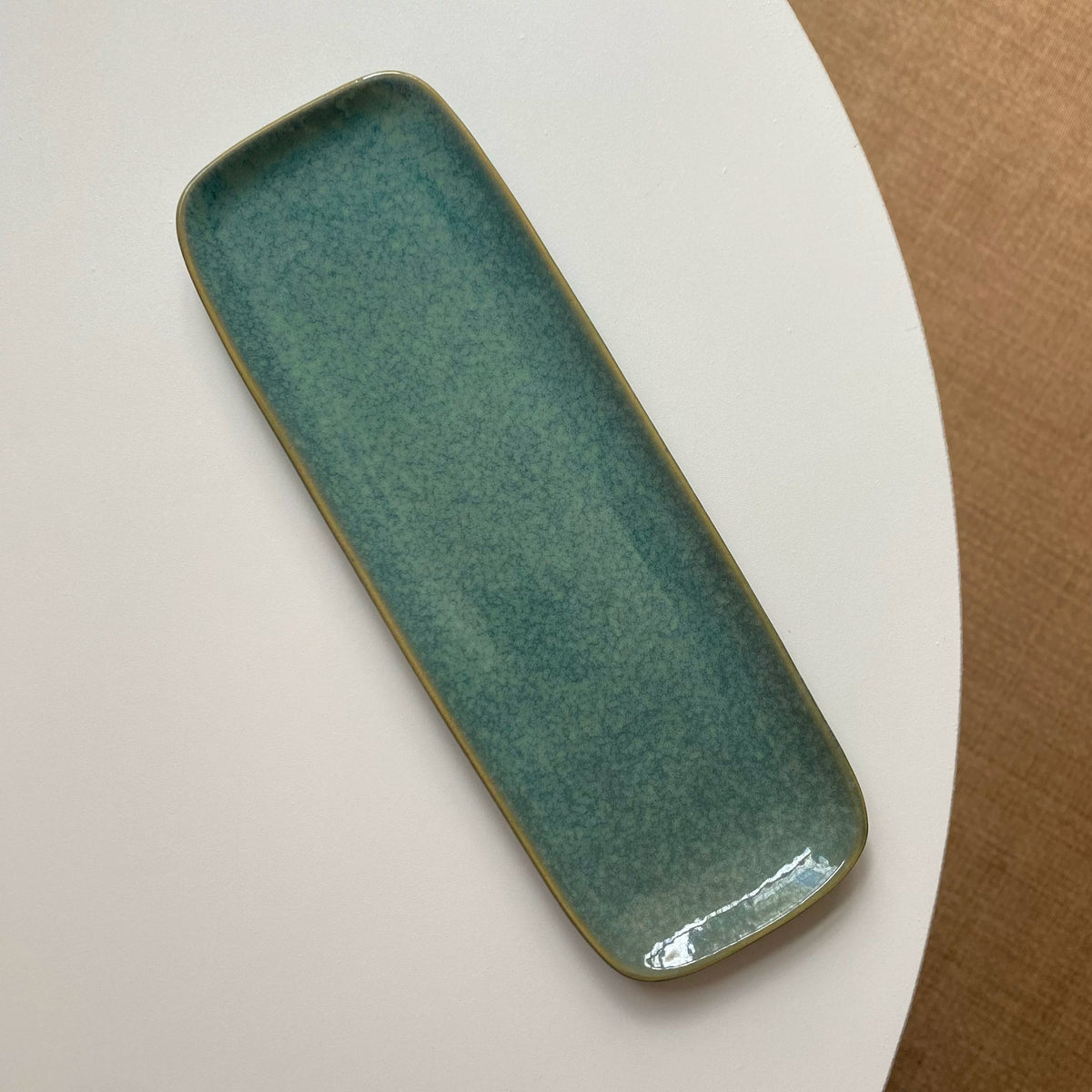Single Ceramic Plate, Emerald Green Long Rectangular, 28cm Dinnerware - detail 1