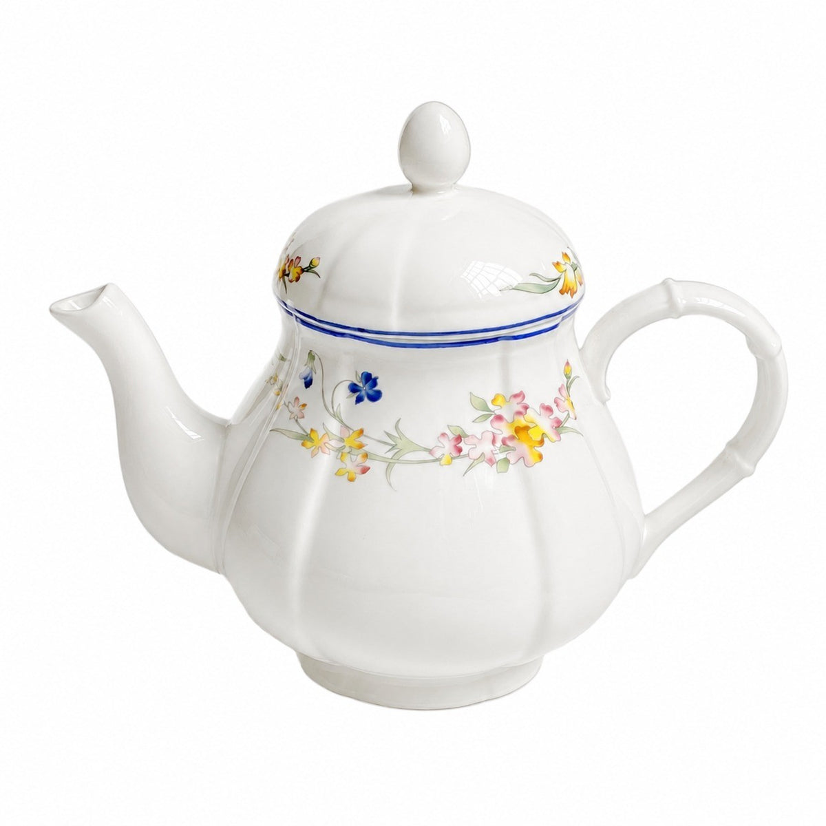 Classic Cup and Saucer Ceramic Tableware Collection - product view 1