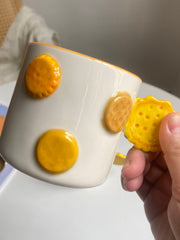 Ceramic Biscuit Cup with Relief Detailing - detail 3
