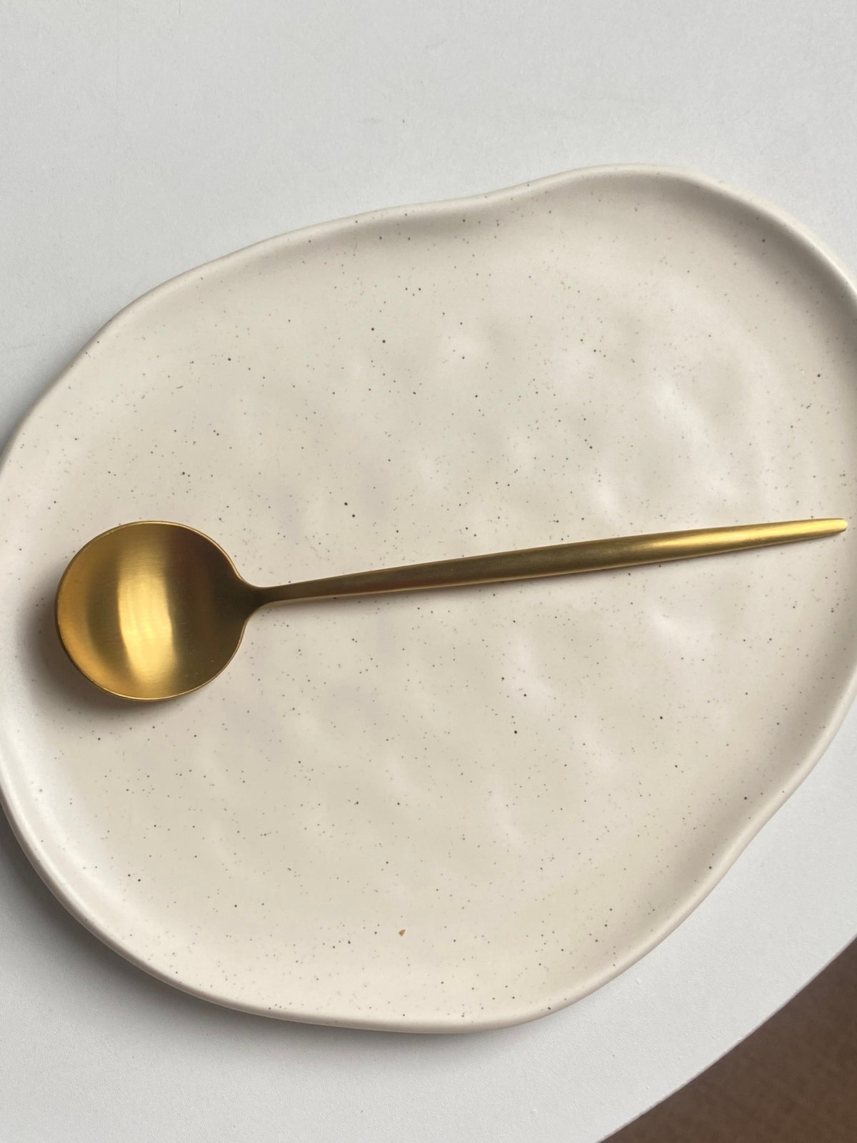 Irregular Hand-Pinched Ceramic Tableware Collection - detail 3