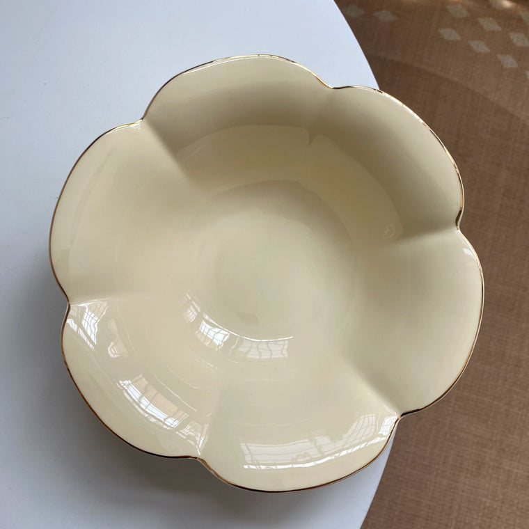Flower Gold-Rimmed 10.5 Inch Soup Bowl, Ceramic, Elegant Serving Dish - detail 1