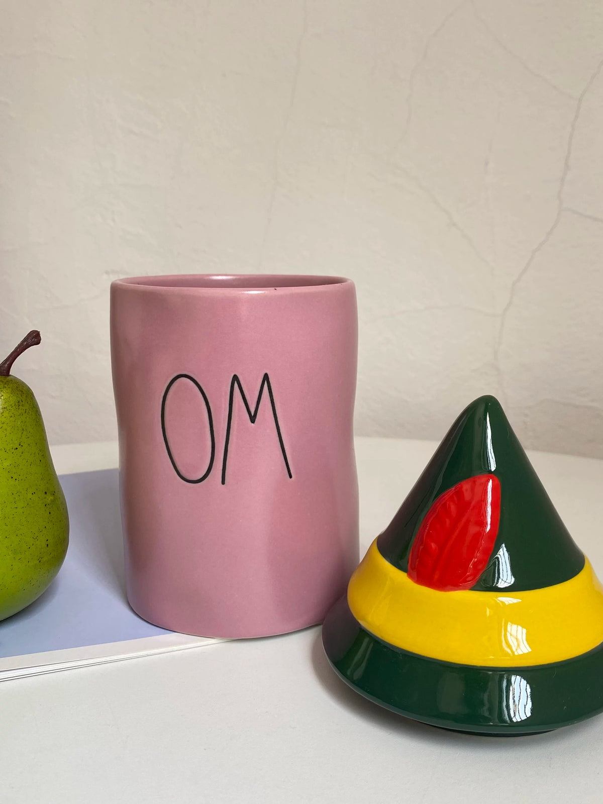 Pink Ceramic Storage Jar with Green Lid, Kitchen Pantry Canister - detail 3