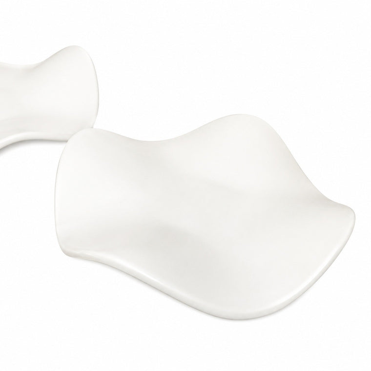 Wavy White Ceramic Plate, Modern Decorative Dinnerware - product view 1