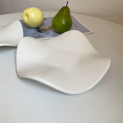 Wavy White Ceramic Plate, Modern Decorative Dinnerware - detail 1