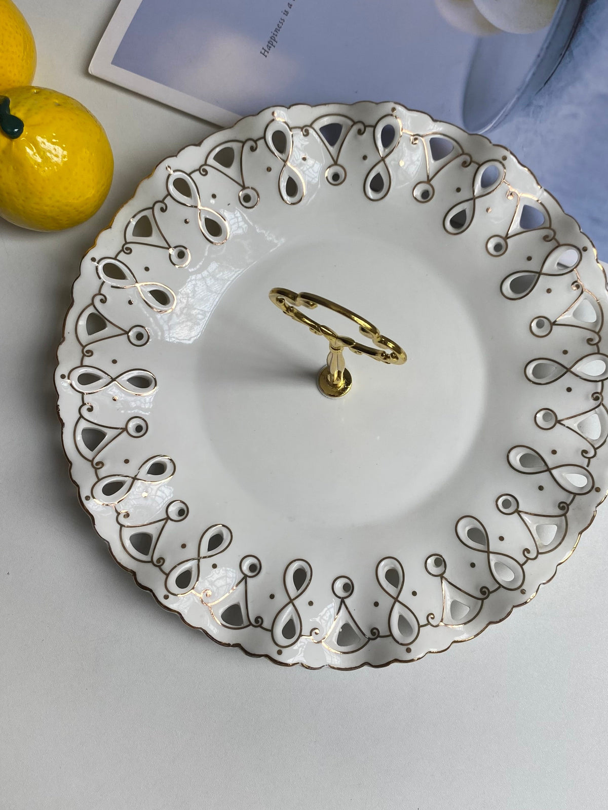 Openwork Handled Gold-Trimmed 9.5 in Plate, Decorative Dinnerware - detail 3