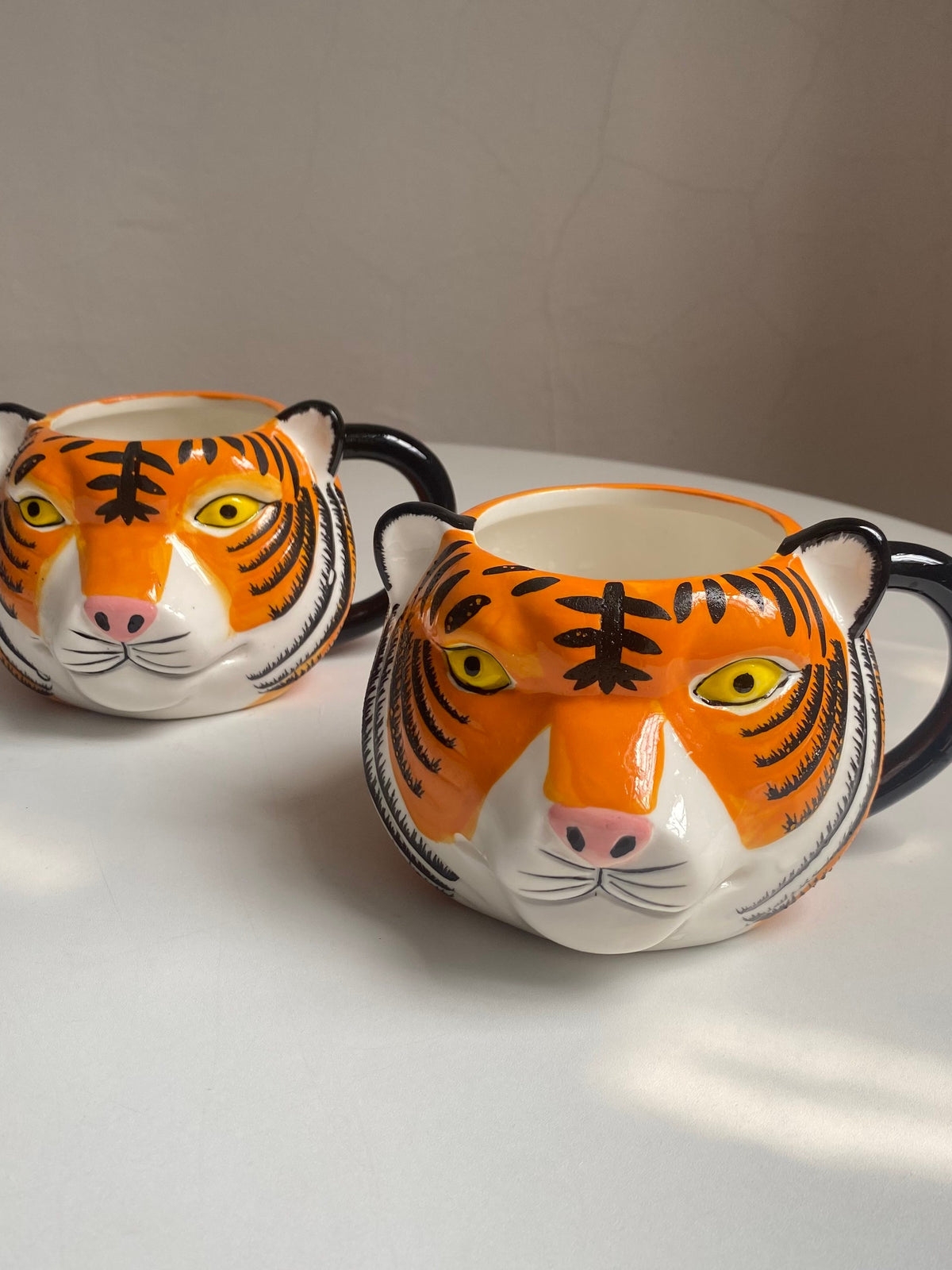 Tiger 475 ml Cup, Insulated Stainless Steel Travel Mug - detail 2