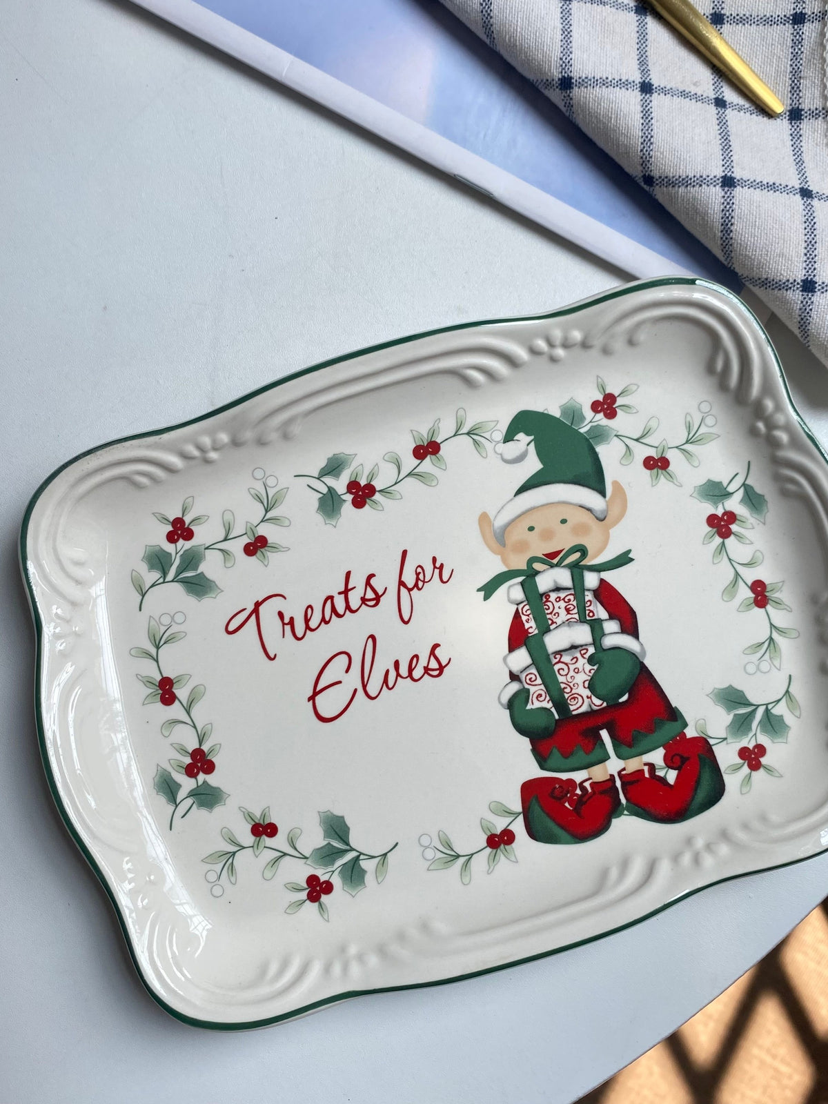 Rectangular Berry Gift Plate, 8 Inch, Ceramic Dinnerware - detail 2