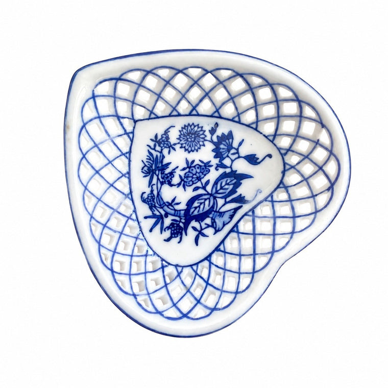 Heart Blue Floral Openwork Small Dish, 5 Inch Ceramic Decorative Plate - product view 1