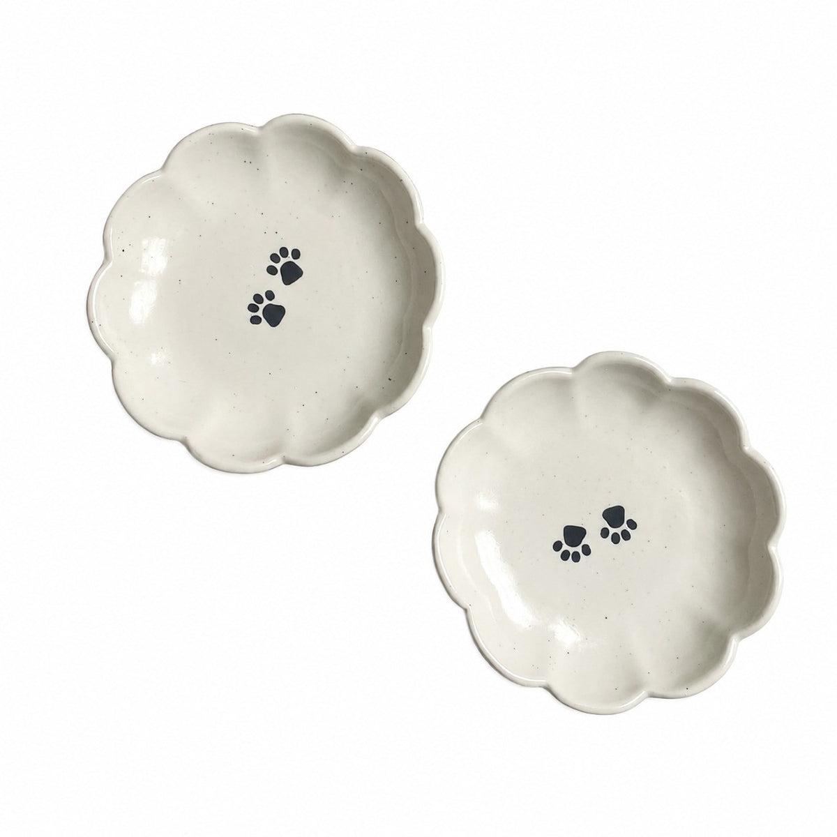 Cat Paw Scalloped Small Dish, 13.8 x 2.8 cm, 1 Piece - product view 2