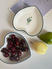Heart Leaf Rim Green Bowl, Ceramic Decorative Serving Bowl - detail 2