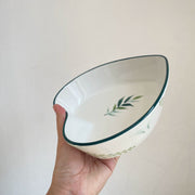Heart Leaf Rim Green Bowl, Ceramic Decorative Serving Bowl - detail 1