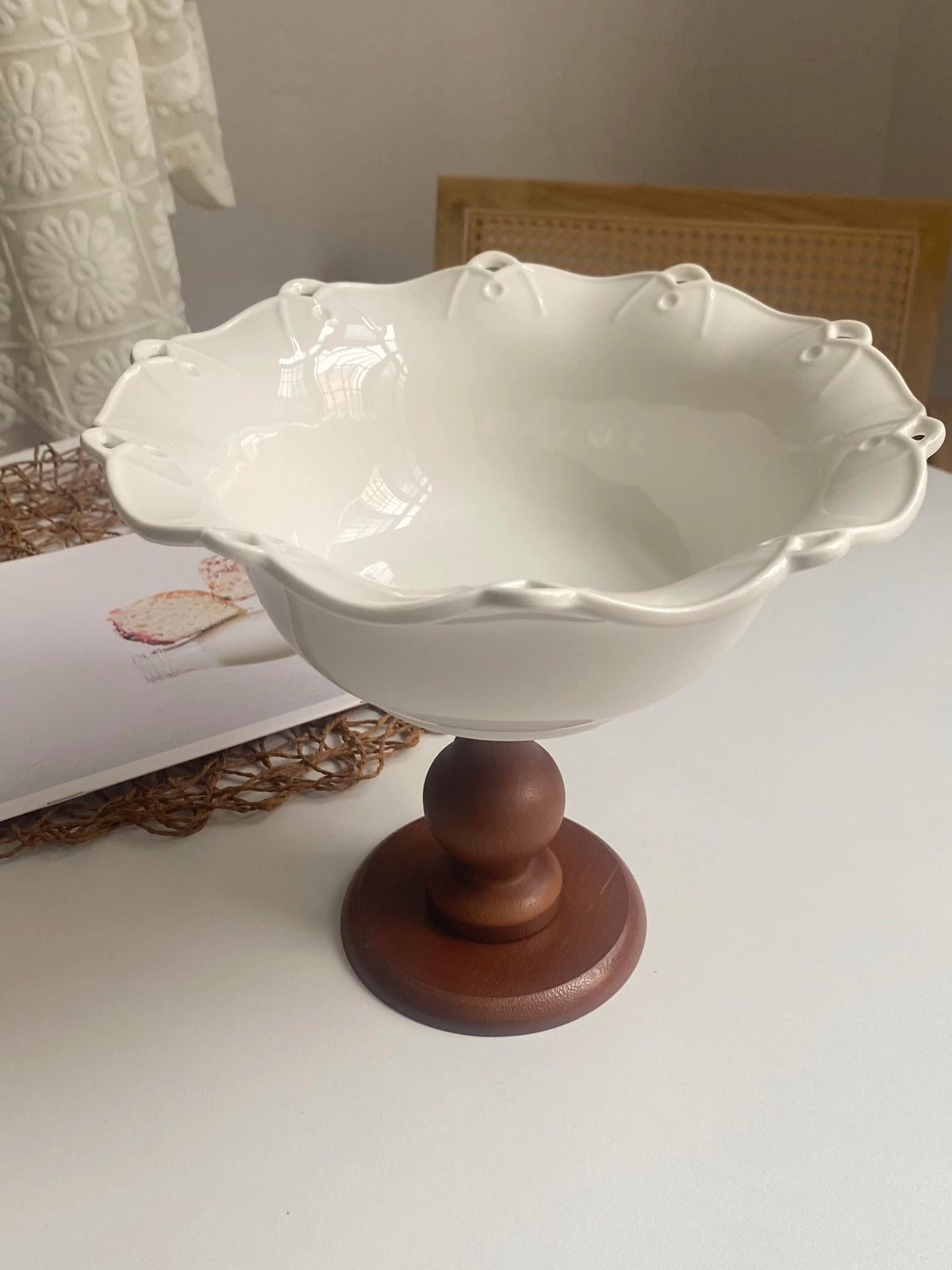 Ceramic Flat Plate, Irregular Embossed Wood-Foot Design, Decorative Storage - detail 2