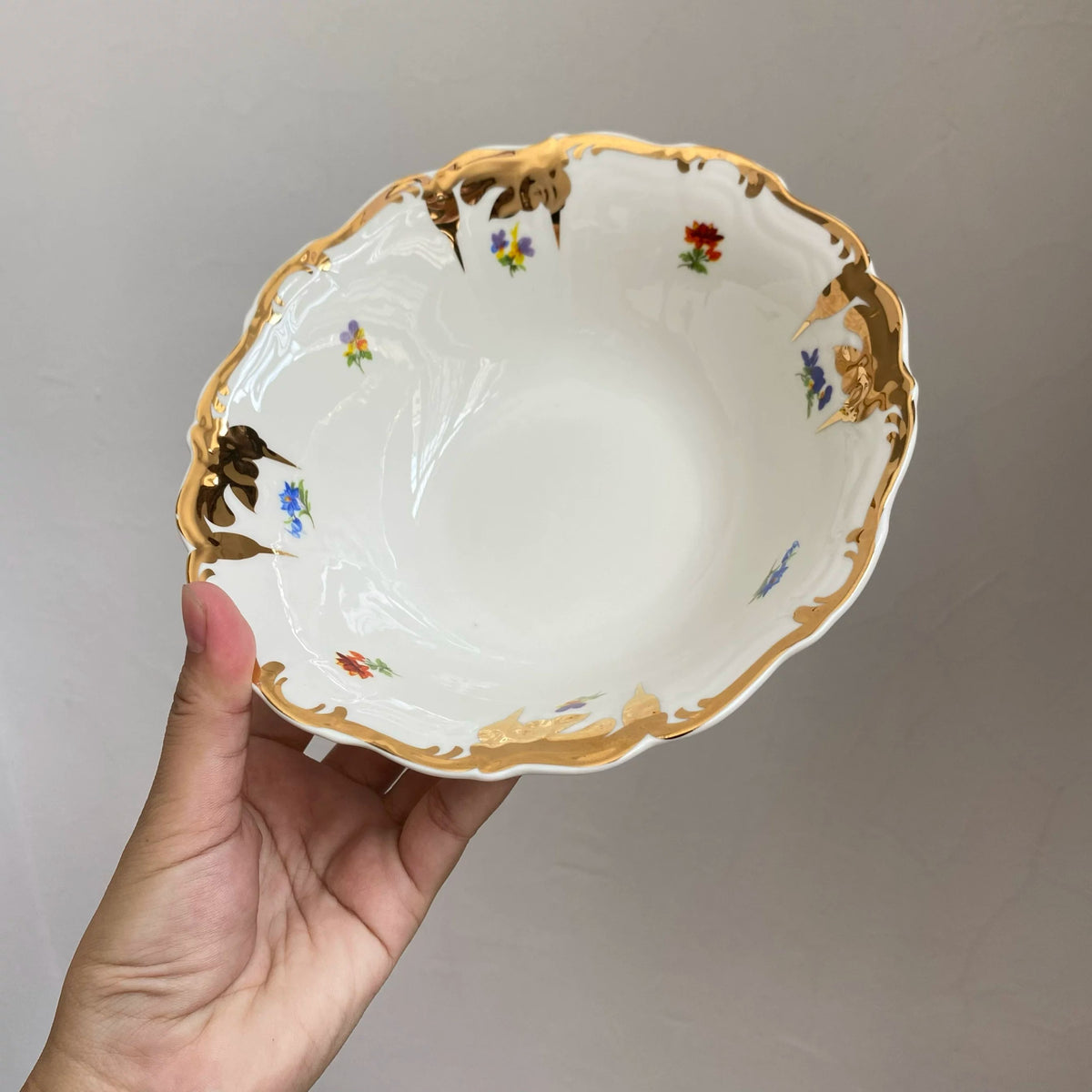 Ceramic Ceramic Plate 10 Inch, White Ground Tiny Floral, 25 x 2 cm - detail 1